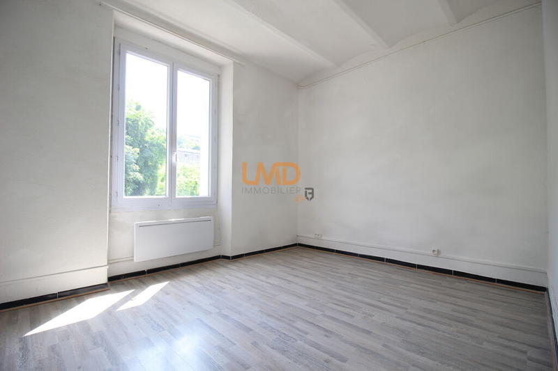 Immeuble - 380 m² - 18 pièces