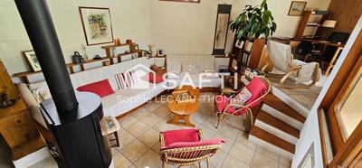 Maison - 93 m² - 4 pièces