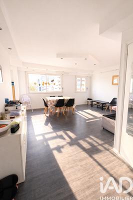 Appartement - 90 m² - 5 pièces