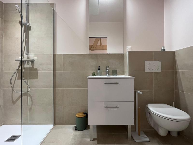 Maison - 258 m² - 14 pièces