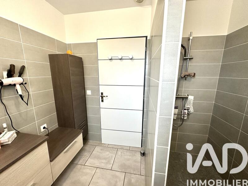 Maison - 102 m² - 4 pièces