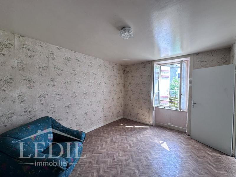 Maison - 94 m² - 5 pièces