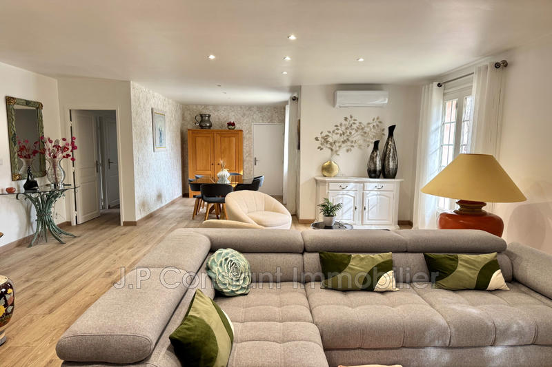 Maison - 99 m² - 4 pièces