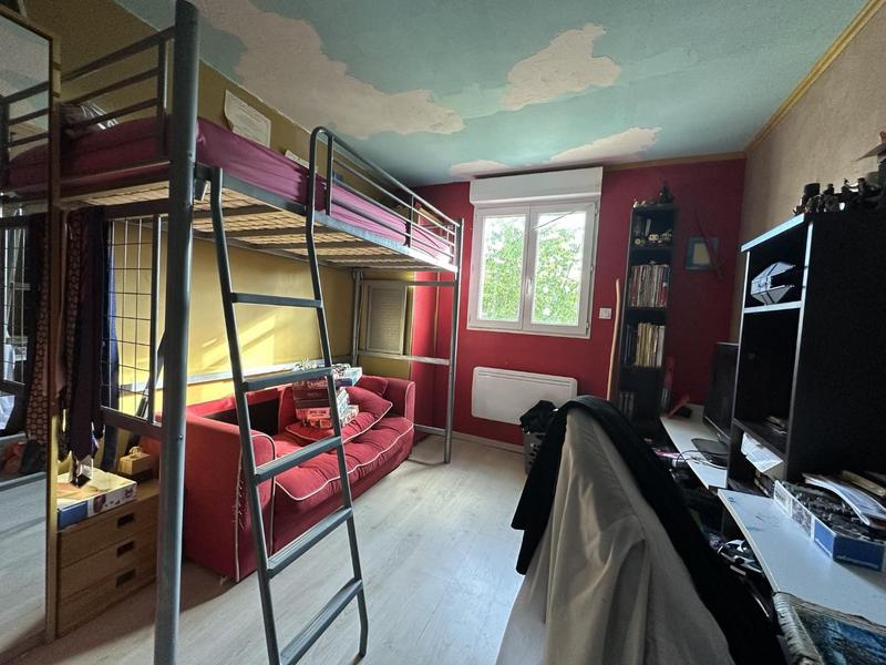 Maison - 144 m² - 8 pièces