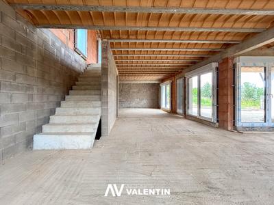 Maison - 200 m² - 5 pièces