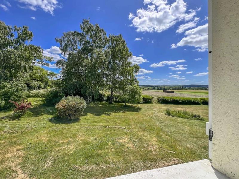 Maison - 180 m² - 8 pièces