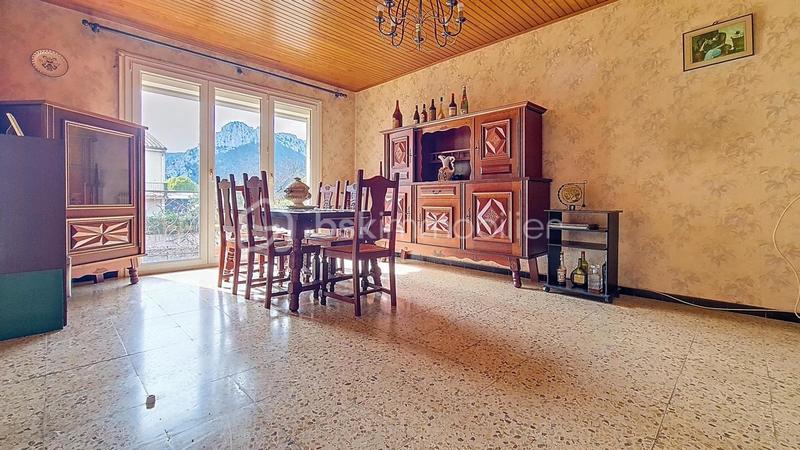 Maison de ville - 94 m² - 5 pièces