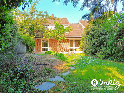 Maison - 137 m² - 6 pièces