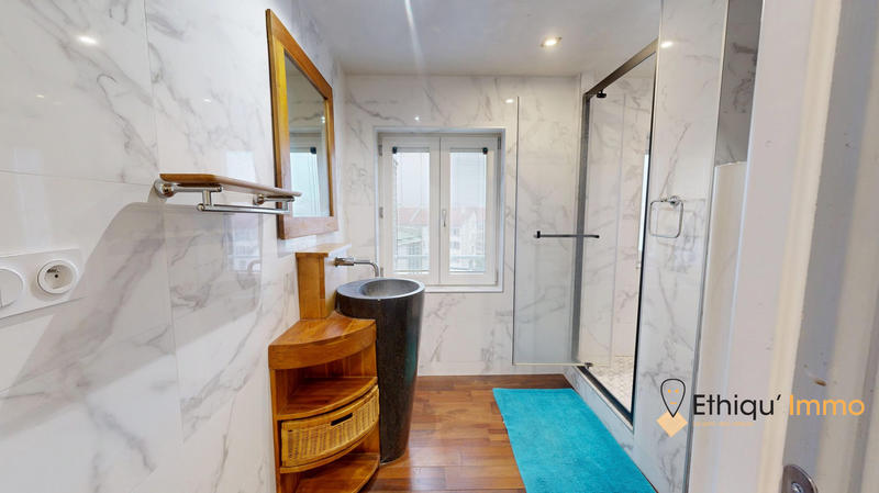 Appartement - 76 m² - 3 pièces