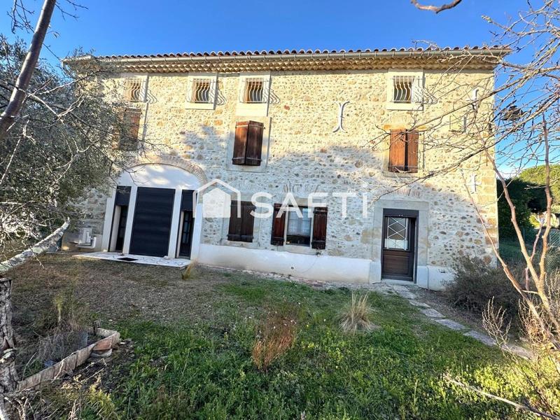 Maison - 184 m² - 7 pièces