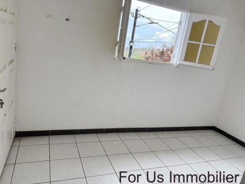 Maison - 215 m² - 7 pièces