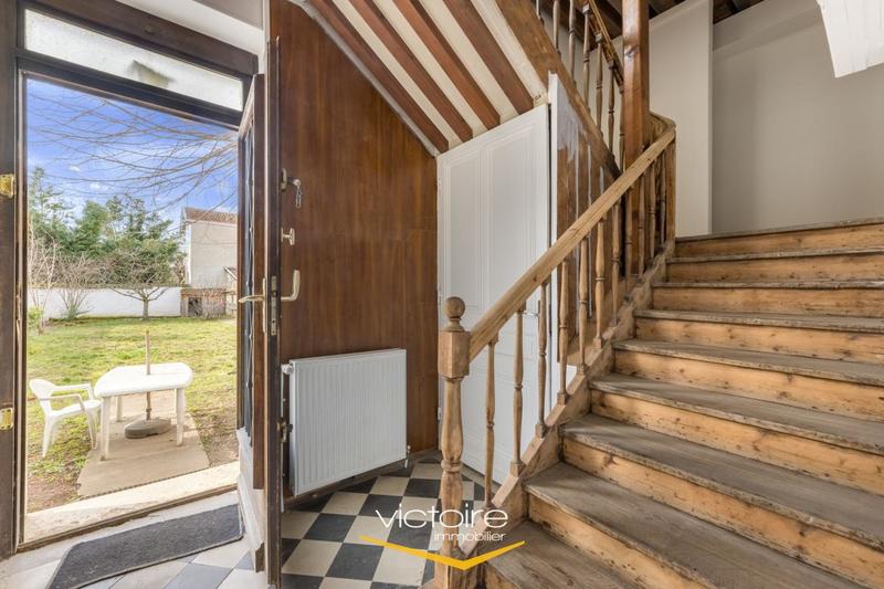 Maison - 111 m² - 4 pièces