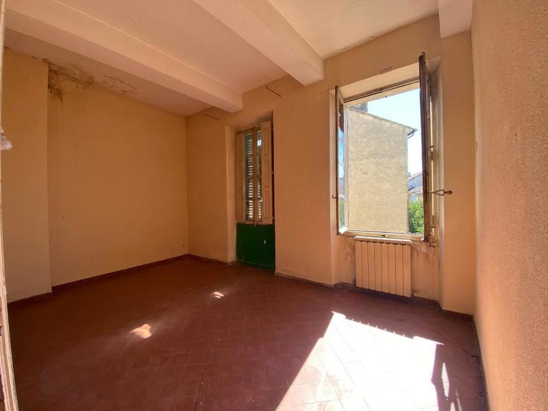 Appartement - 94 m² - 3 pièces