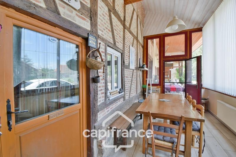 Maison - 220 m² - 6 pièces