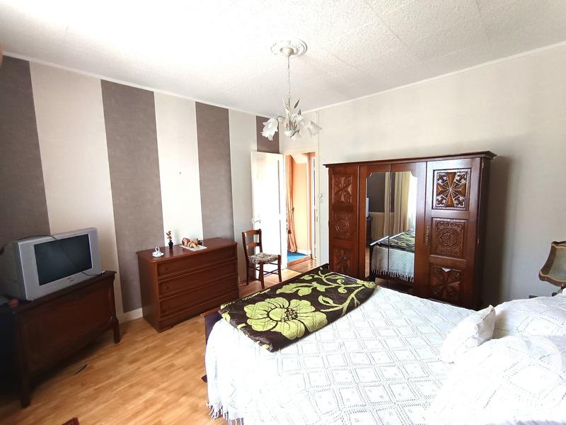 Maison - 128 m² - 6 pièces