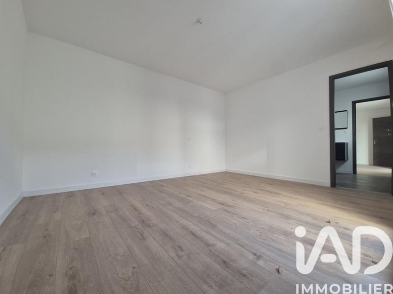 Loft - 139 m² - 5 pièces