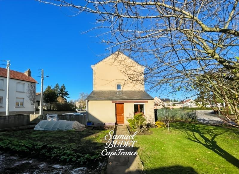 Maison - 98 m² - 5 pièces