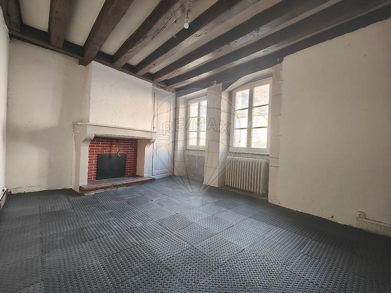 Immeuble - 155 m² - 6 pièces