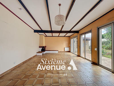 Maison - 105 m² - 4 pièces