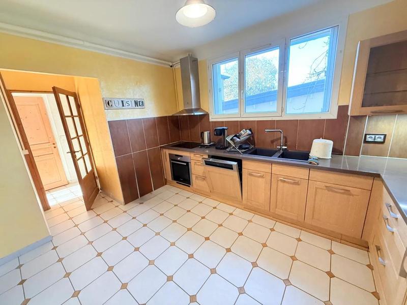 Maison - 95 m² - 4 pièces