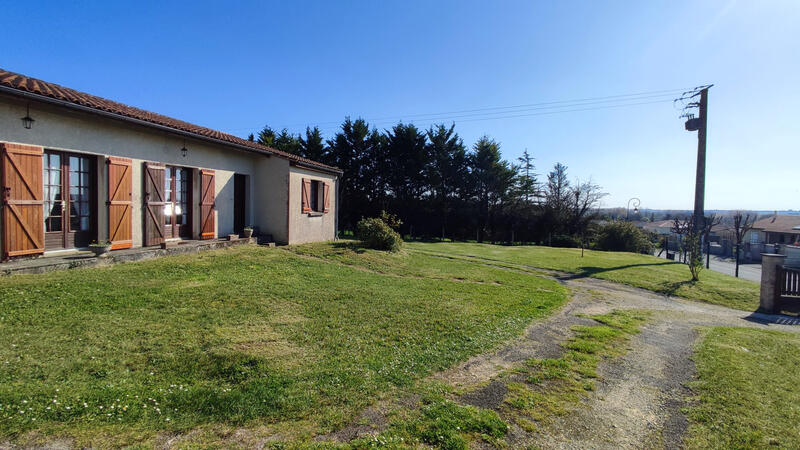 Maison - 108 m² - 6 pièces