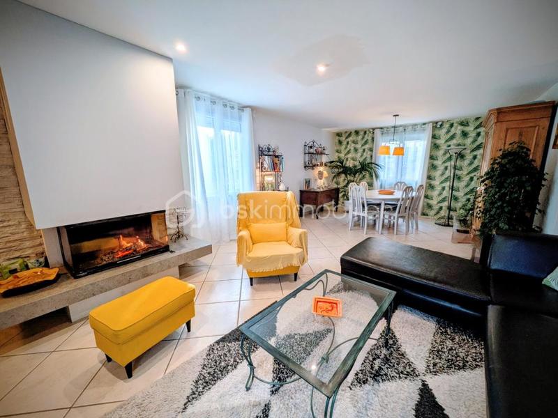 Maison - 120 m² - 8 pièces