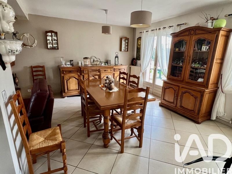 Maison - 163 m² - 8 pièces