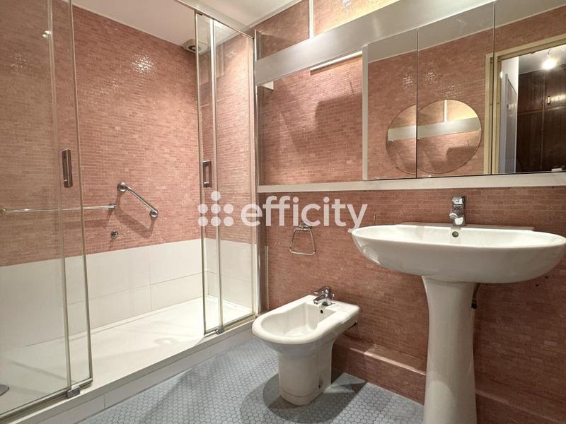 Appartement - 108 m² - 5 pièces