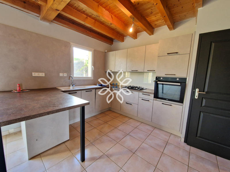 Maison de village - 100 m² - 4 pièces