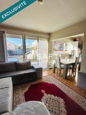 Maison - 96 m² - 5 pièces