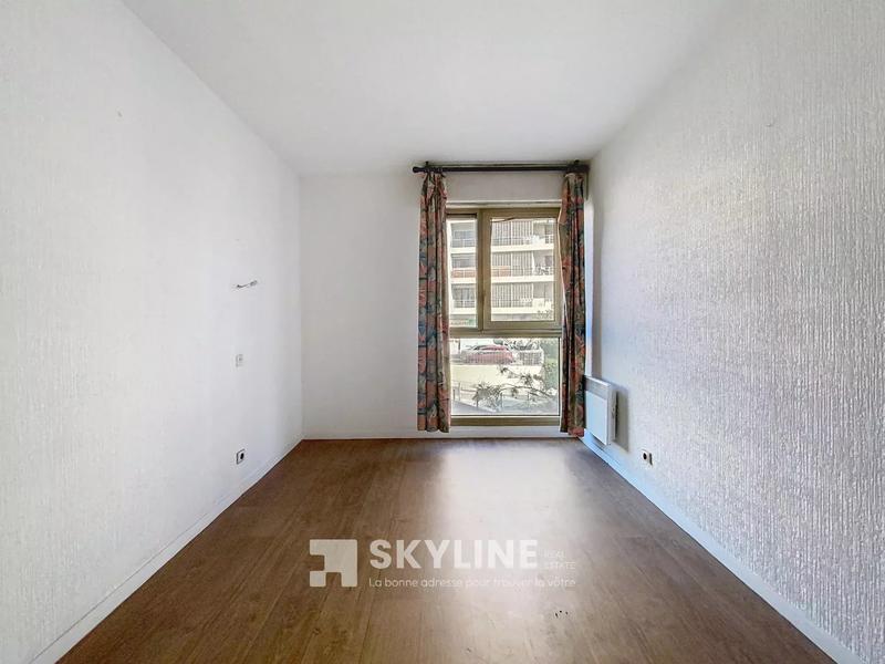 Appartement - 97 m² - 4 pièces