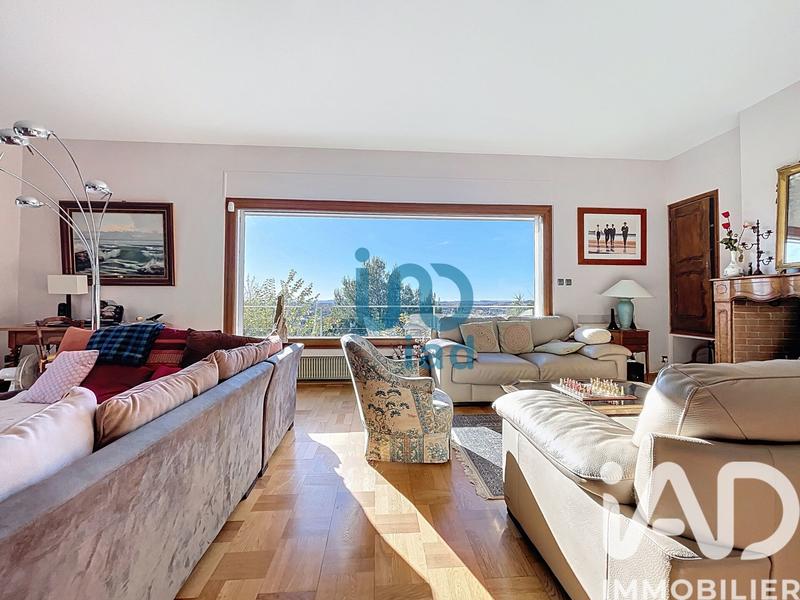 Maison de maîtres - 260 m² - 7 pièces