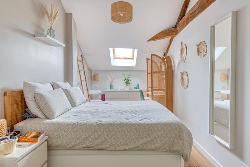 Appartement - 100 m² - 5 pièces