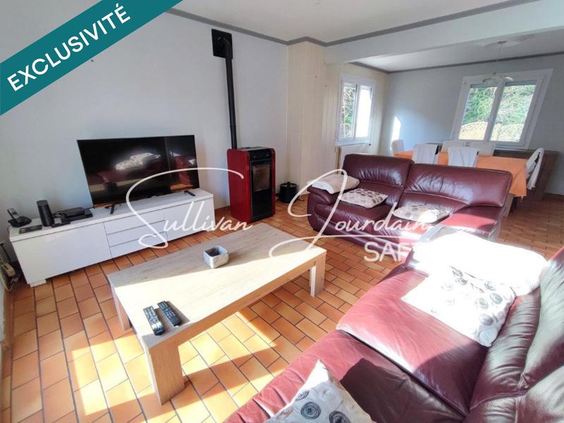 Maison - 139 m² - 8 pièces