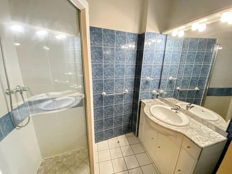 Maison - 200 m² - 7 pièces