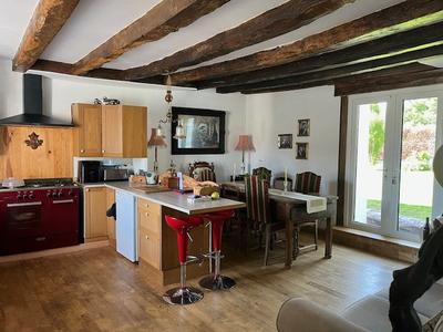 Maison - 213 m² - 8 pièces