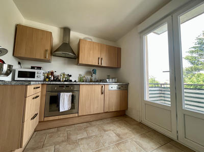 Appartement - 70 m² - 3 pièces