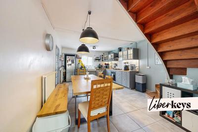 Maison - 177 m² - 6 pièces