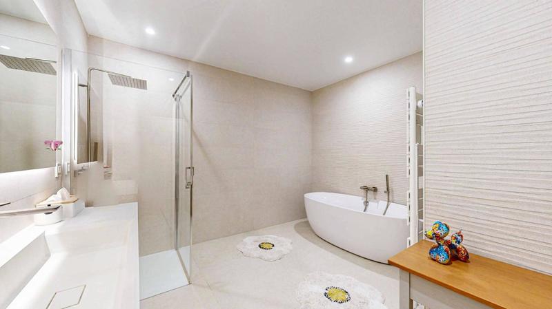 Villa - 350 m² - 14 pièces