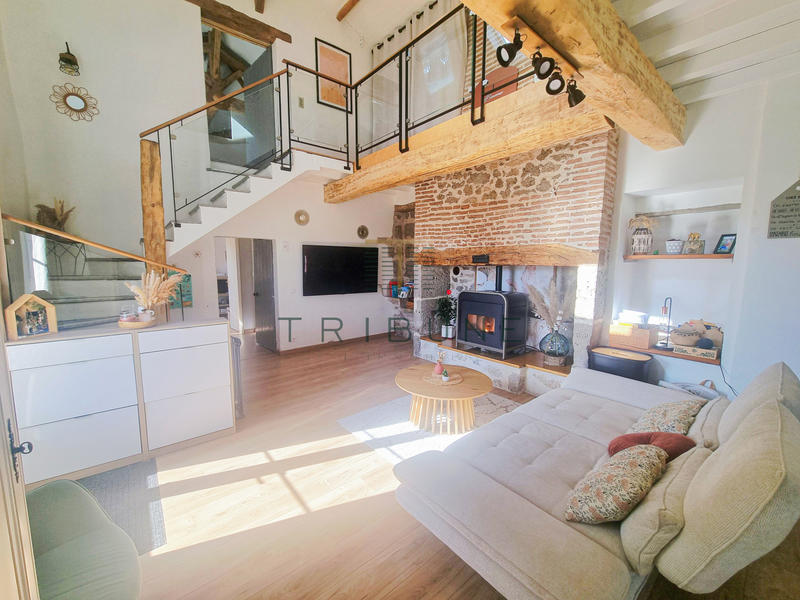 Maison - 210 m² - 6 pièces