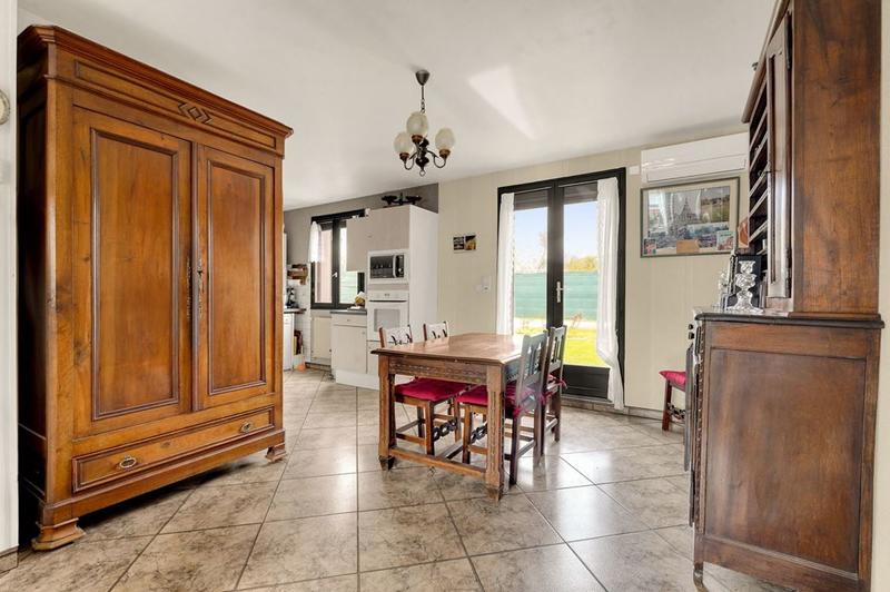 Maison traditionnelle - 90 m² - 5 pièces