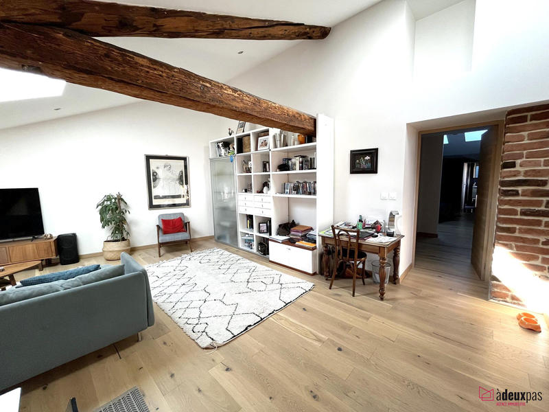 Appartement - 150 m² - 6 pièces