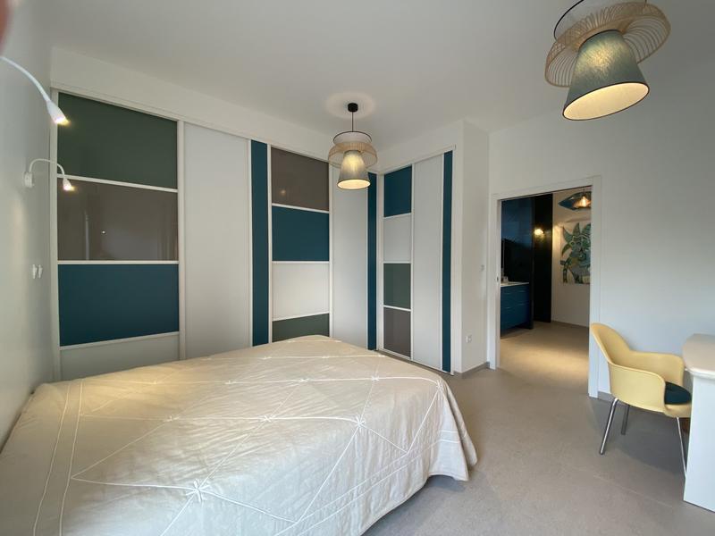 Maison - 211 m² - 7 pièces