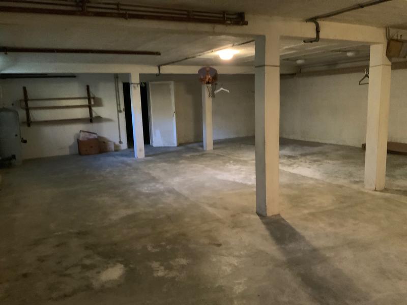 Maison - 346 m² - 9 pièces