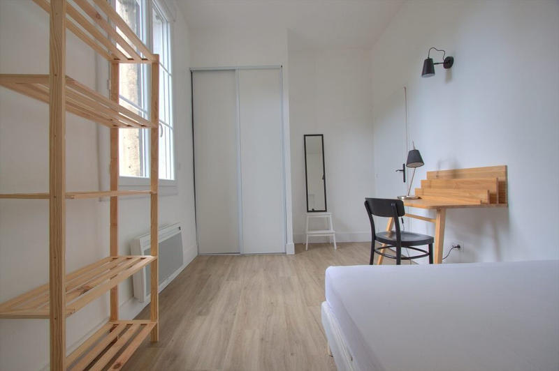 Appartement - 85 m² - 5 pièces