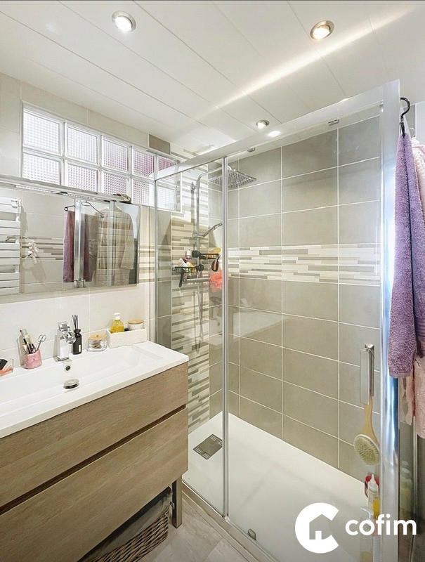 Maison - 161 m² - 6 pièces