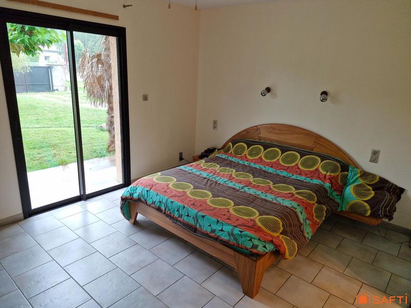 Maison - 150 m² - 5 pièces