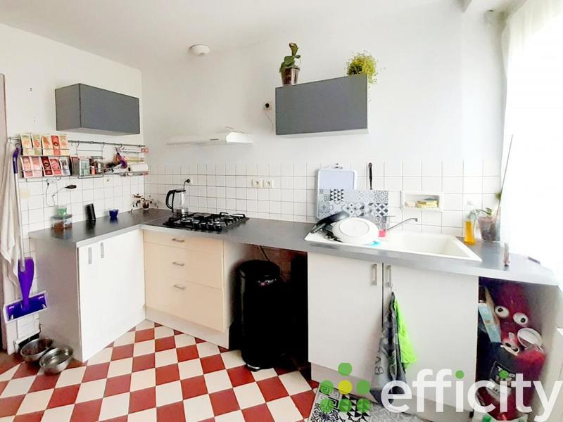 Maison - 84 m² - 3 pièces