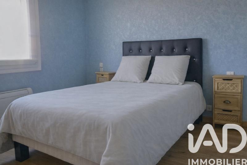 Maison - 219 m² - 9 pièces