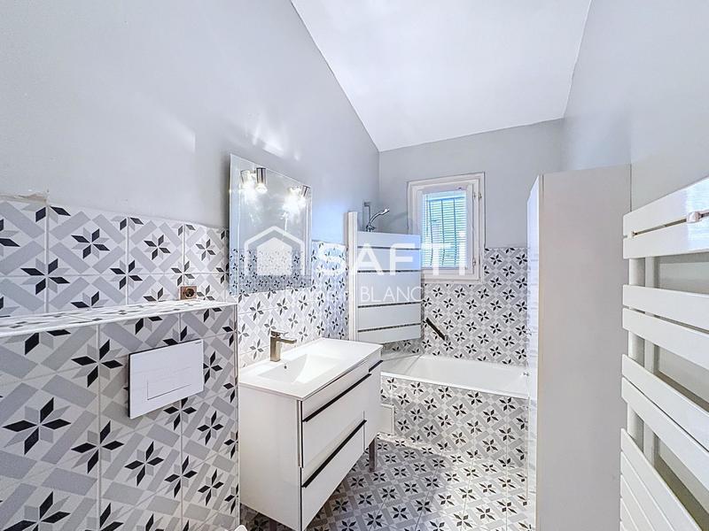 Maison - 171 m² - 6 pièces